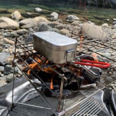 メスティンと飯盒の違いは？？