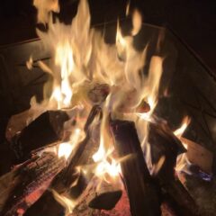 夏でも焚き火はやりますか？