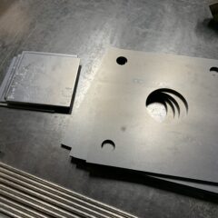 一部鉄骨造の屋根って作れますか？？