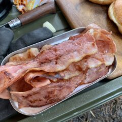 キャンプ飯の美味しさの秘密とは？